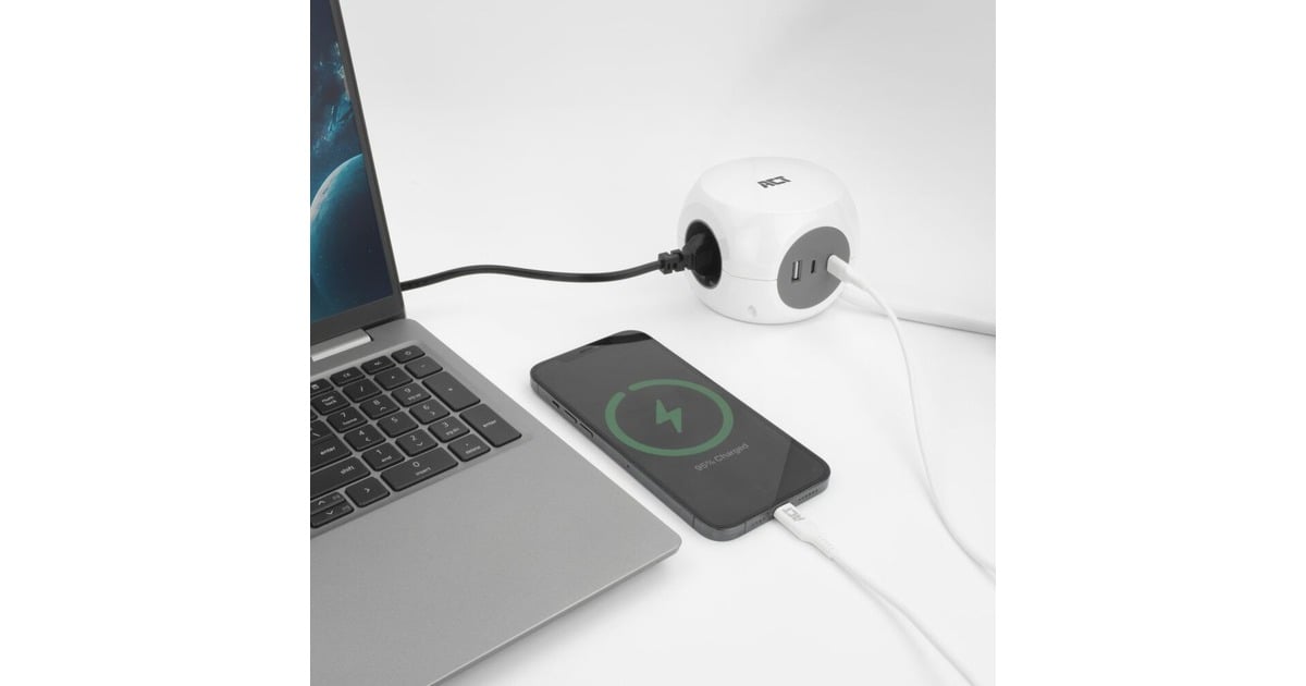 ACT ConnectivityStekkerdoos kubus met 3 stopcontacten, 30W Power Delivery USB-C/A poorten, kabellengte 1,5m stekkerdoos  (Wit, Type E)