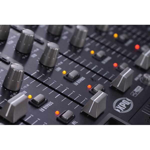 Behringer VMX1000 USB