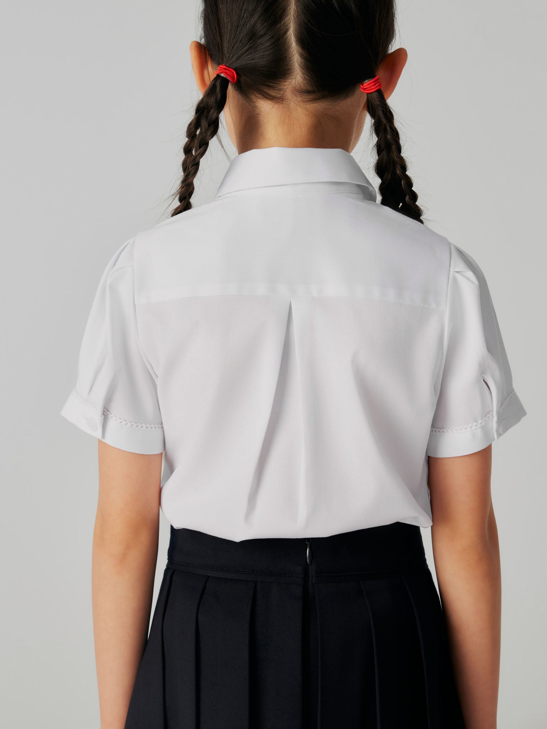 Wit - Clarks Bow Short Sleeve Shirt