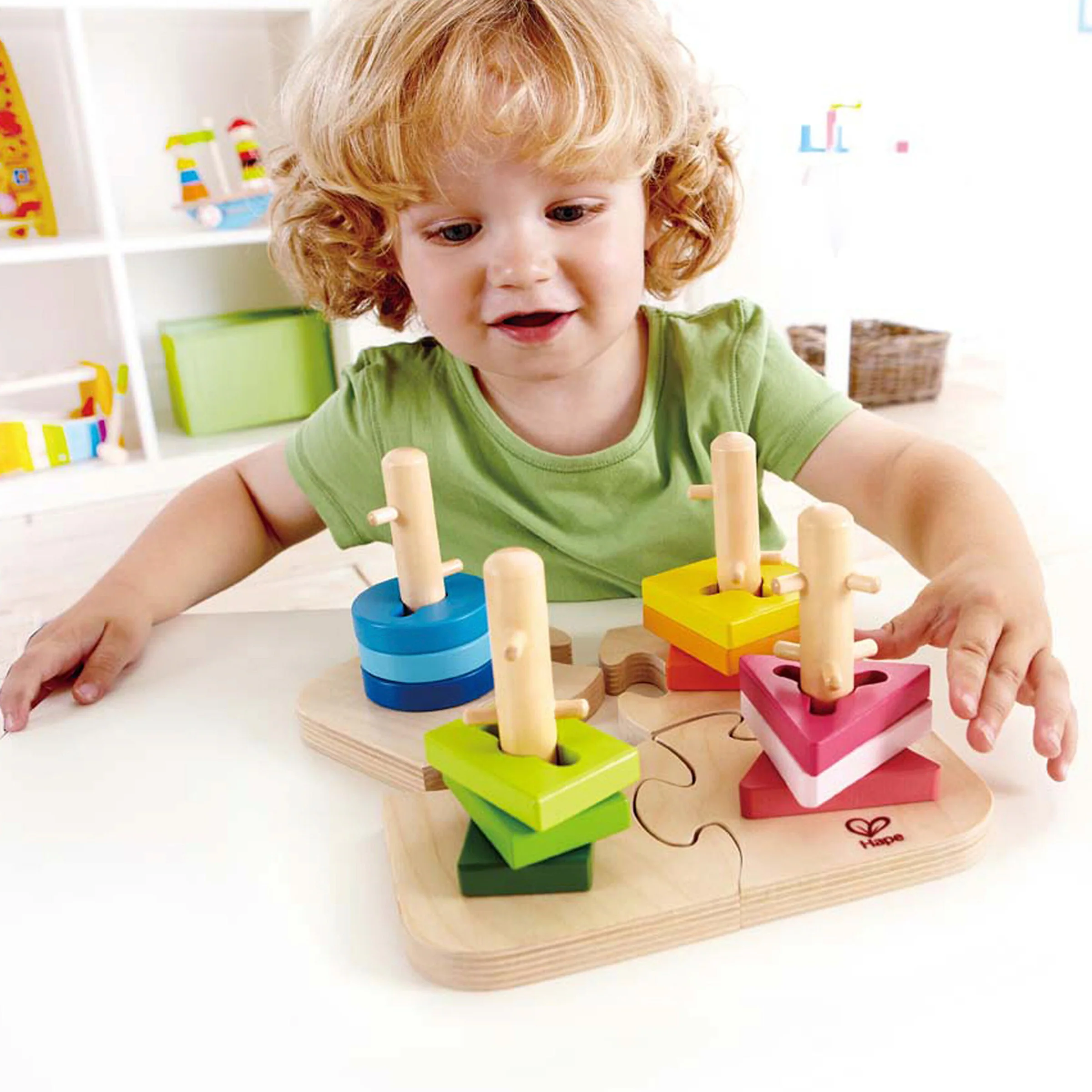 Hape Steckspiel Kreatives Steckpuzzle