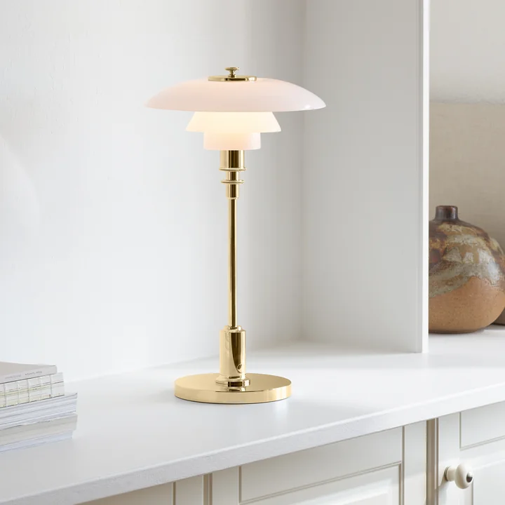 Louis Poulsen - PH 2/1 Portable Akku LED-Tischleuchte, Messing / Opalglas