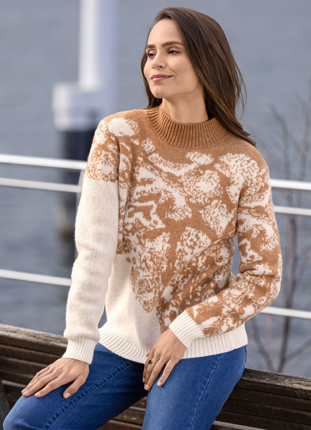 Pullover mit Diagonaldessin