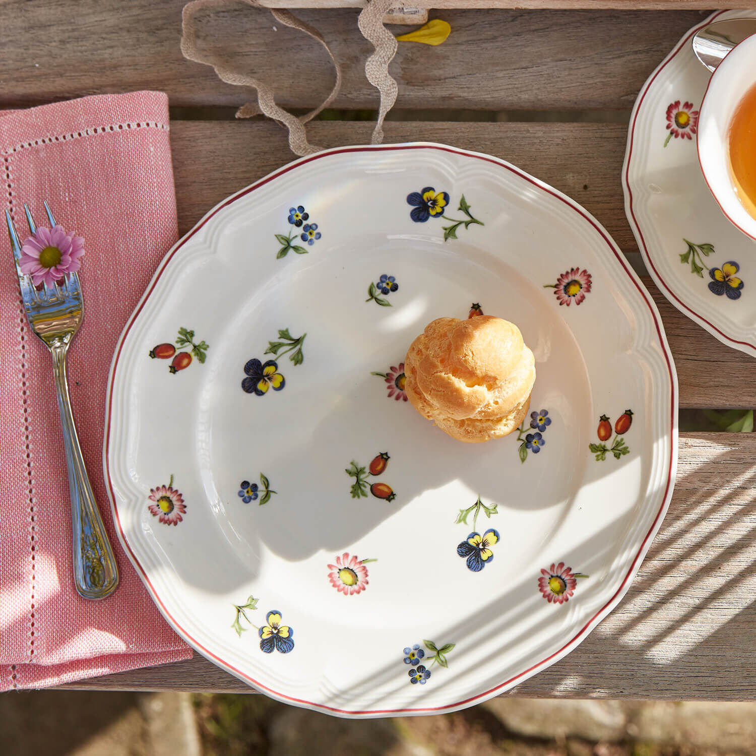 Petite Fleur Appetizer and dessert plate White, 8.2'', Premium Porcelain