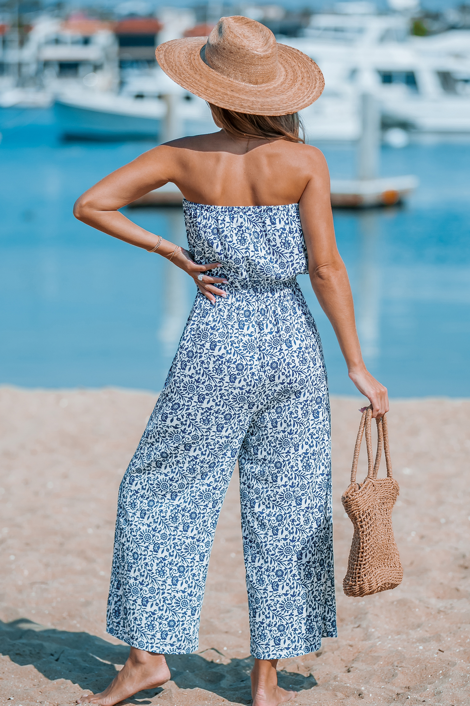 Combinaison tube à jambes larges avec fleurs bleue