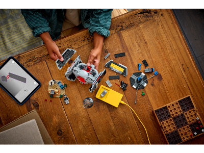 LEGO SMART Play™: Darth Vaders TIE Fighter™ (75421)