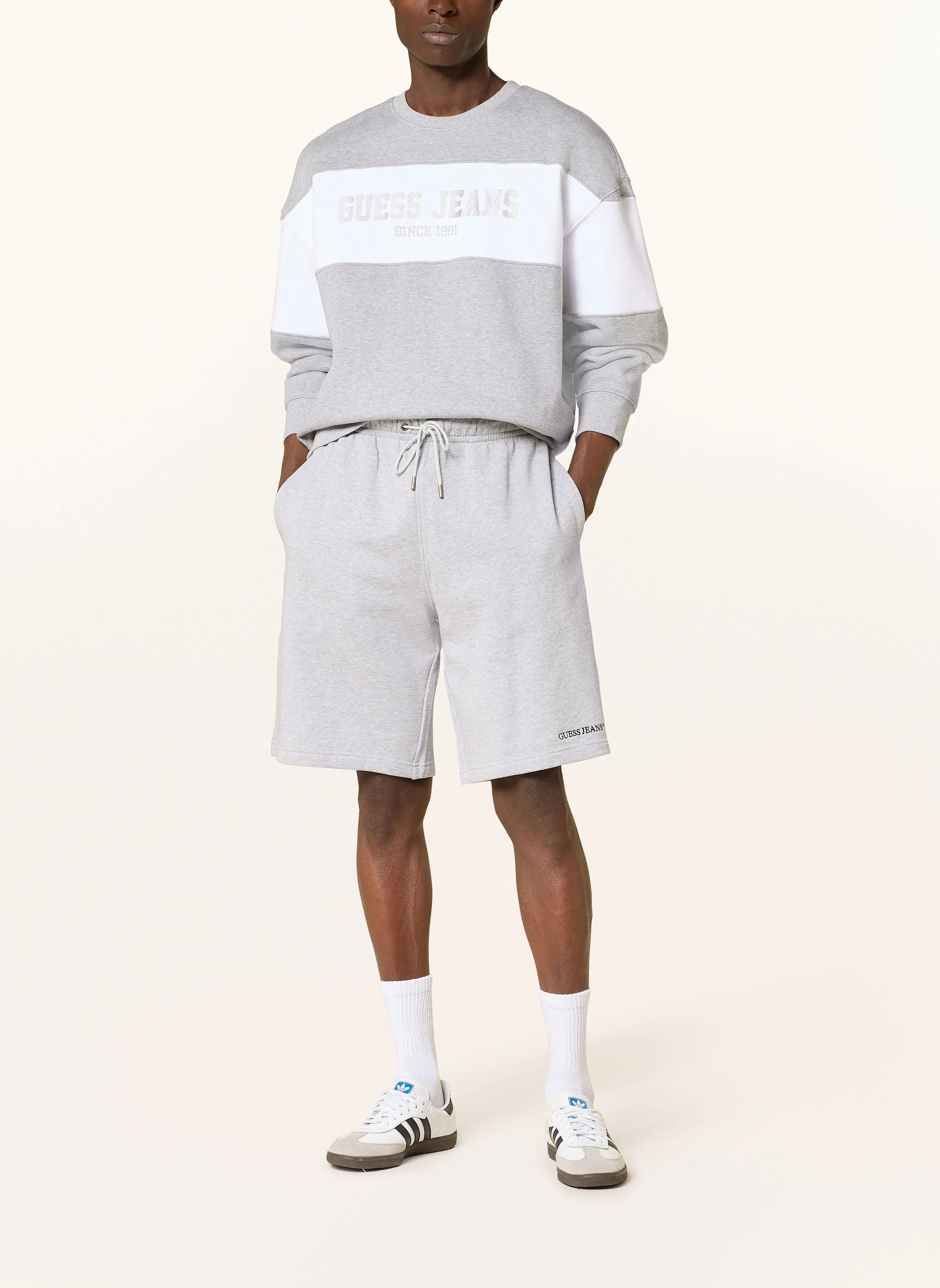 GUESS JEANS Sweatshorts EMBRO