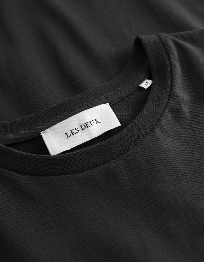 Les Deux Nørregaard T-Shirt Tonal Sort