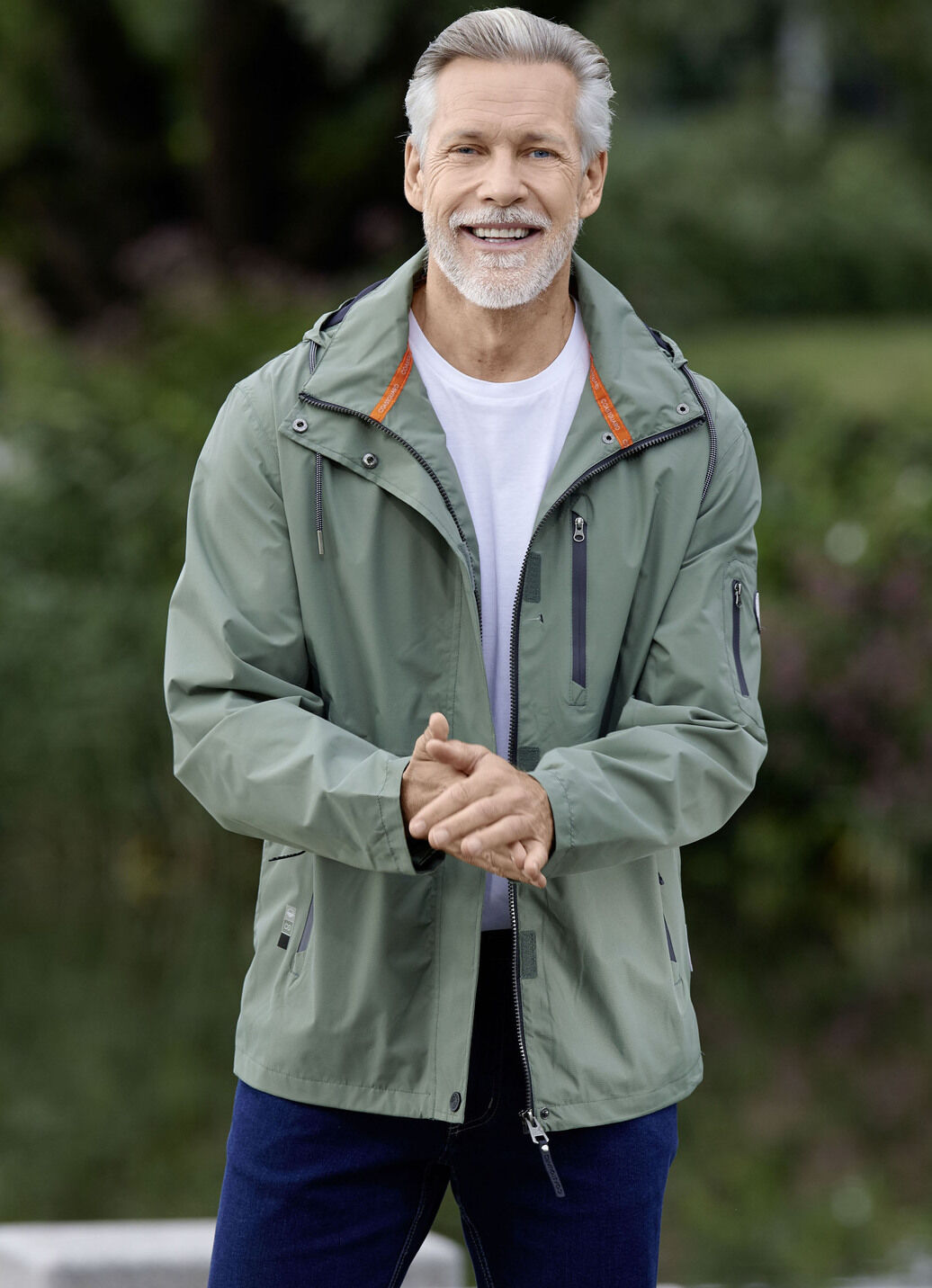 Funktionsjacke mit Kapuze