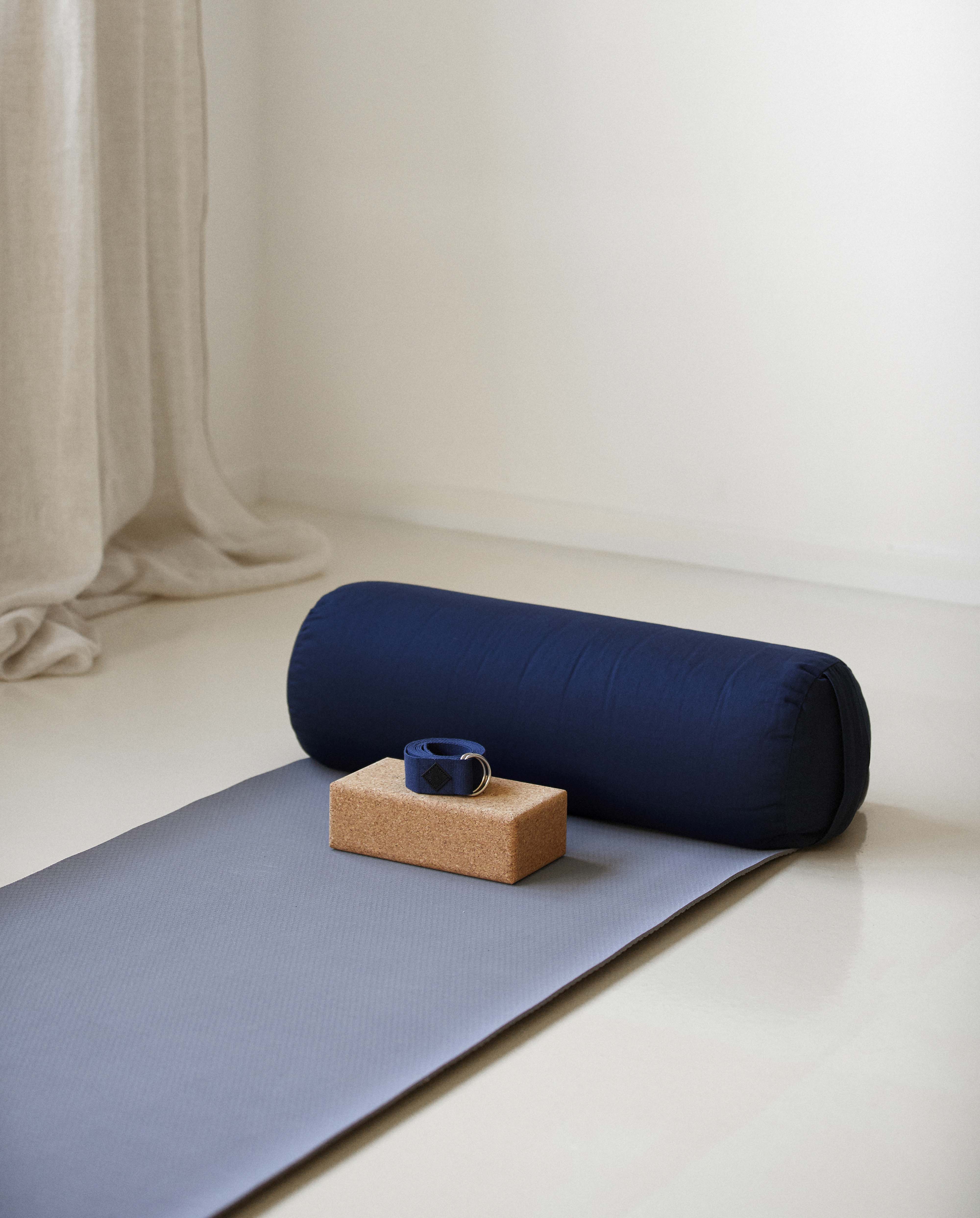 Nordal  Simple Days yogamåtte i naturgummi, grå - 60x173 cm.