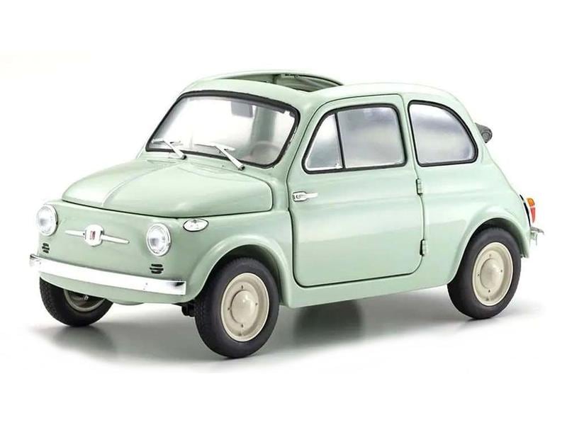 Kyosho Fiat Nuova 500 Grün Clear, 1:18 Detailgetreues Modellauto für Sammler im Massstab 1:18
