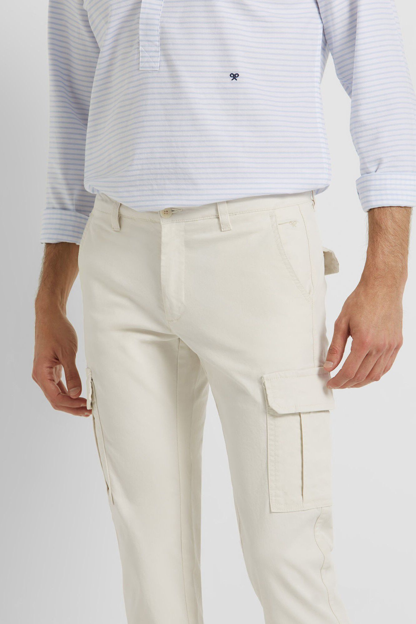 Calça esportiva cargo cor pedra - Marfim
