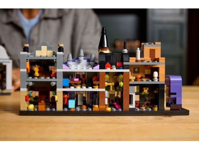 LEGO De Wegisweg™ tovenaarswinkels (76444)