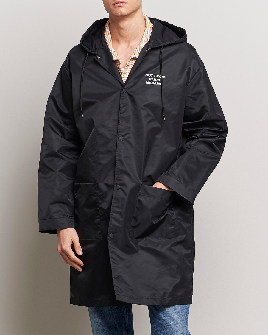 Drôle de Monsieur La Parka Slogan Coat Black