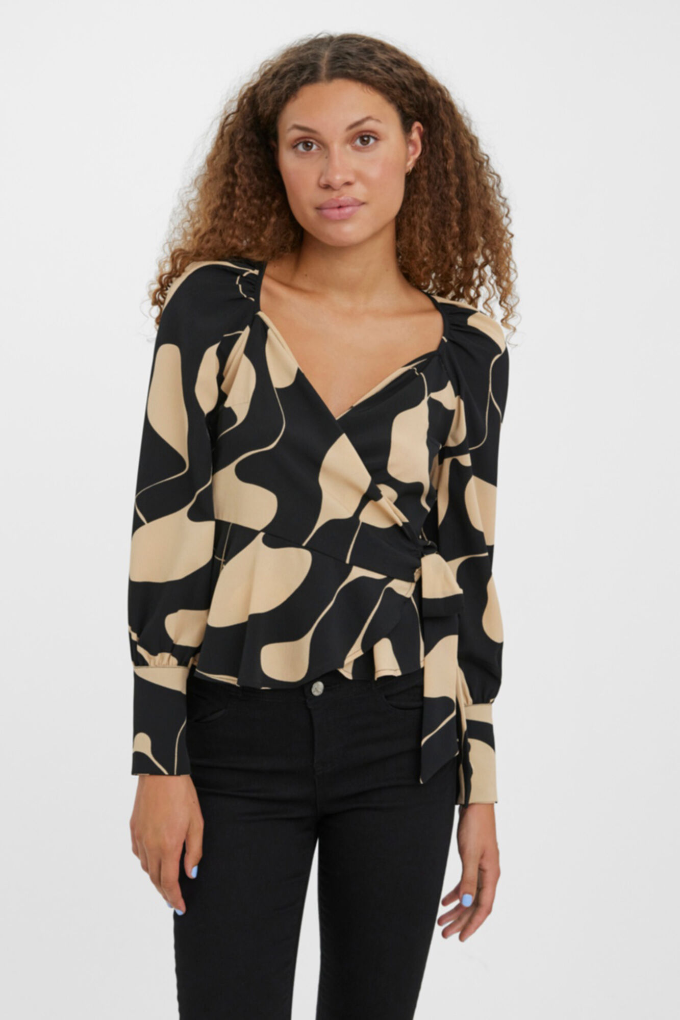 Blusa transpassada de manga comprida - Preta