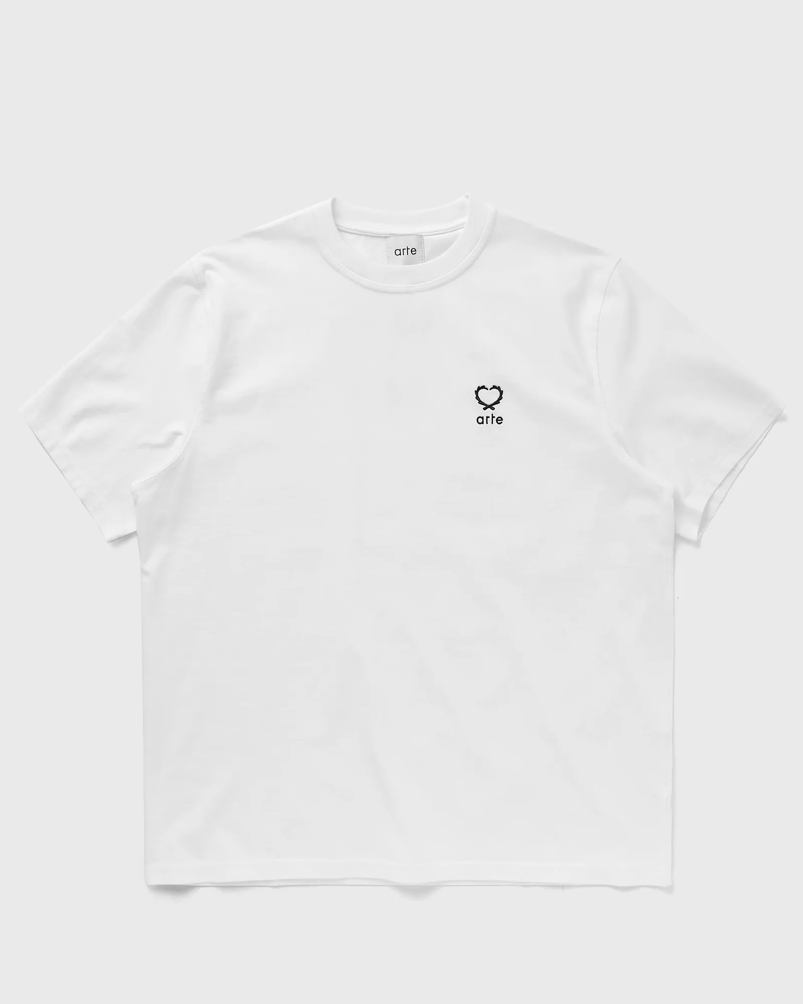 Arte Antwerp Hearts leaves arte logo chest T’shirt