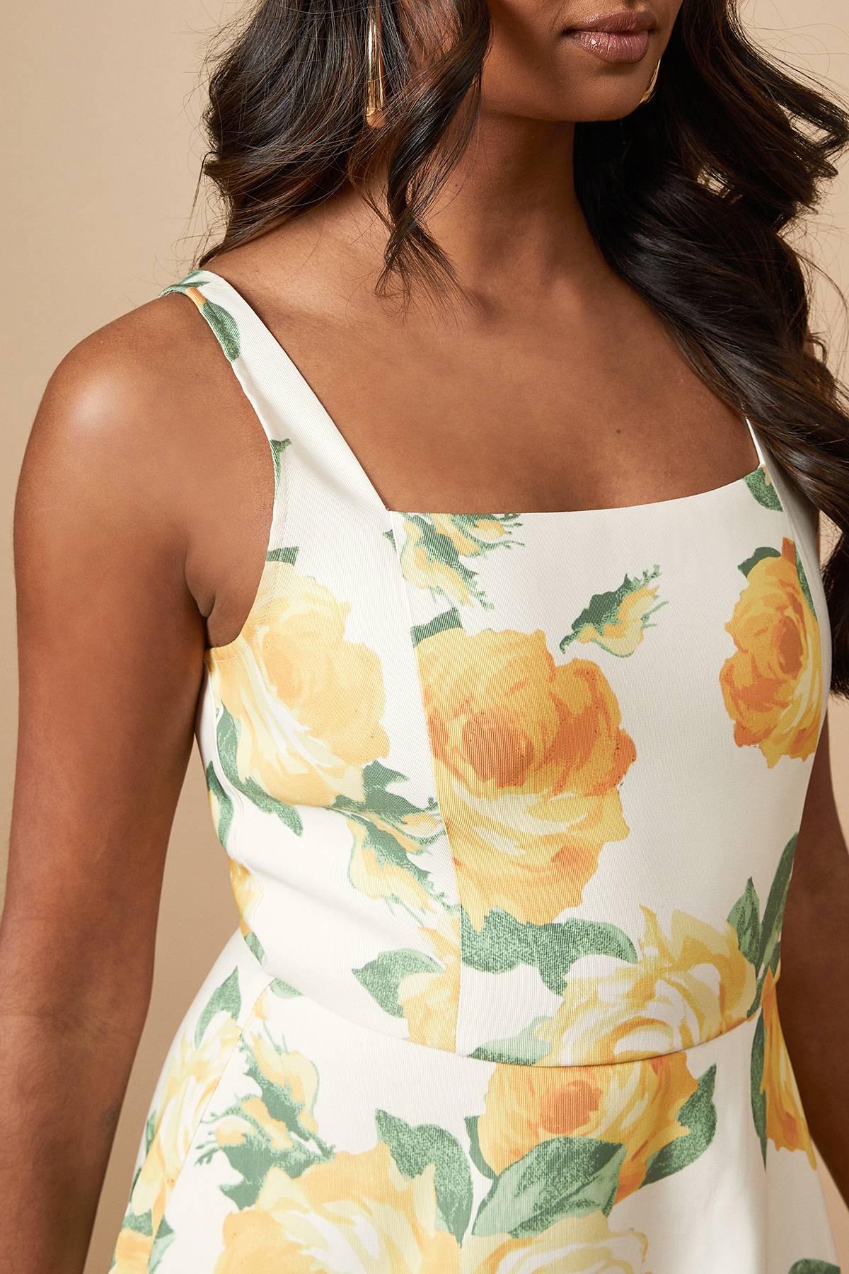 Oasis Robe Maxi à Col Carré Fleurie