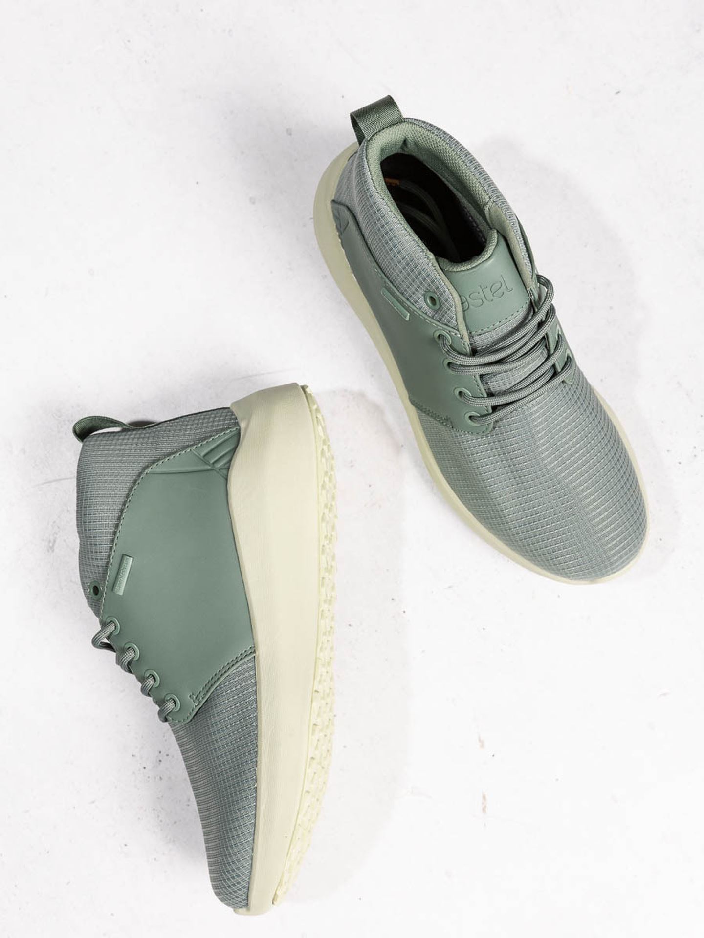 Madla Terrain Water Resistant