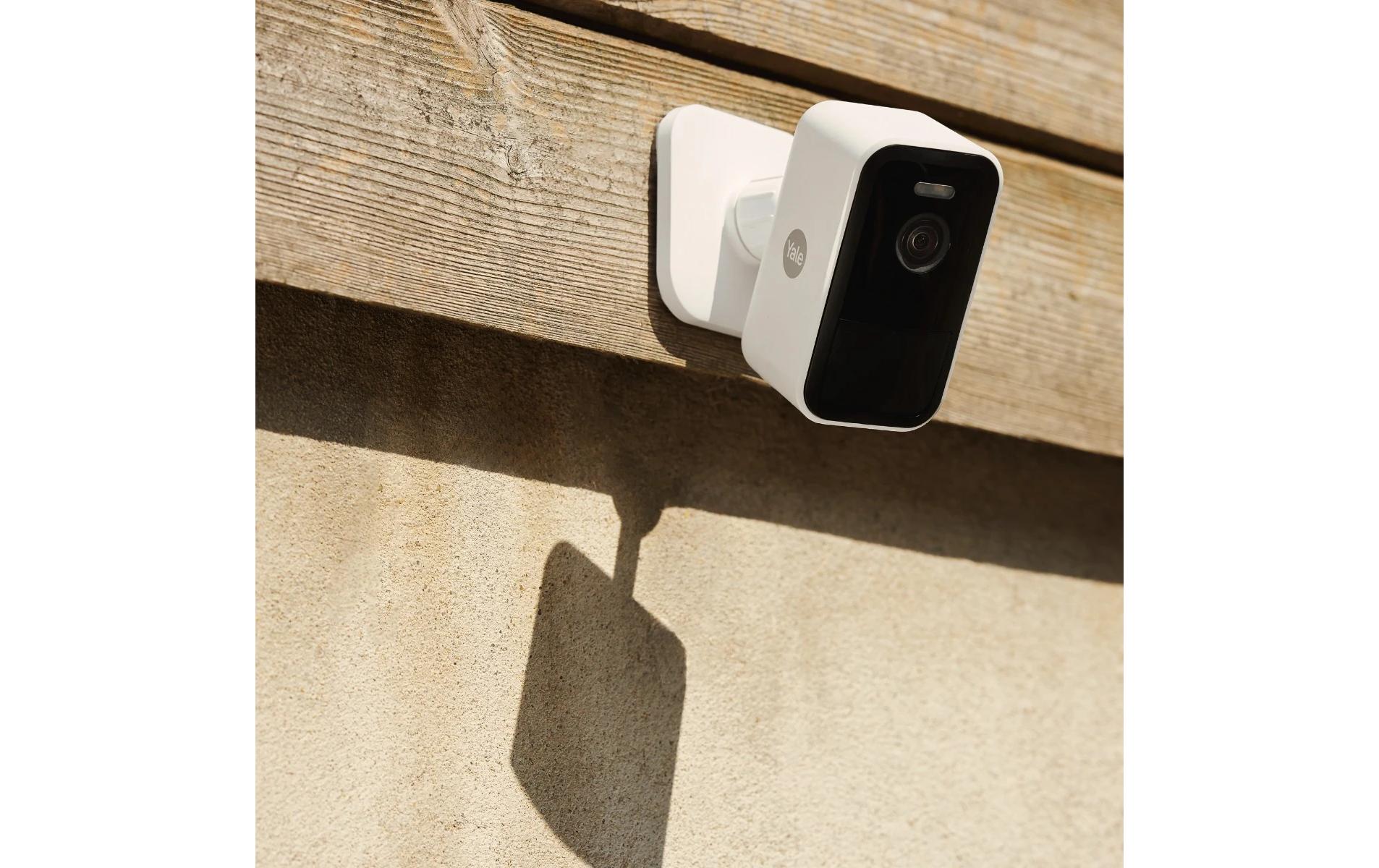 Smart Outdoor Camera und Solar Charger Starter-Set<br>Kabellose WLAN-Aussen-Kamera mit Akku und Solarpanel