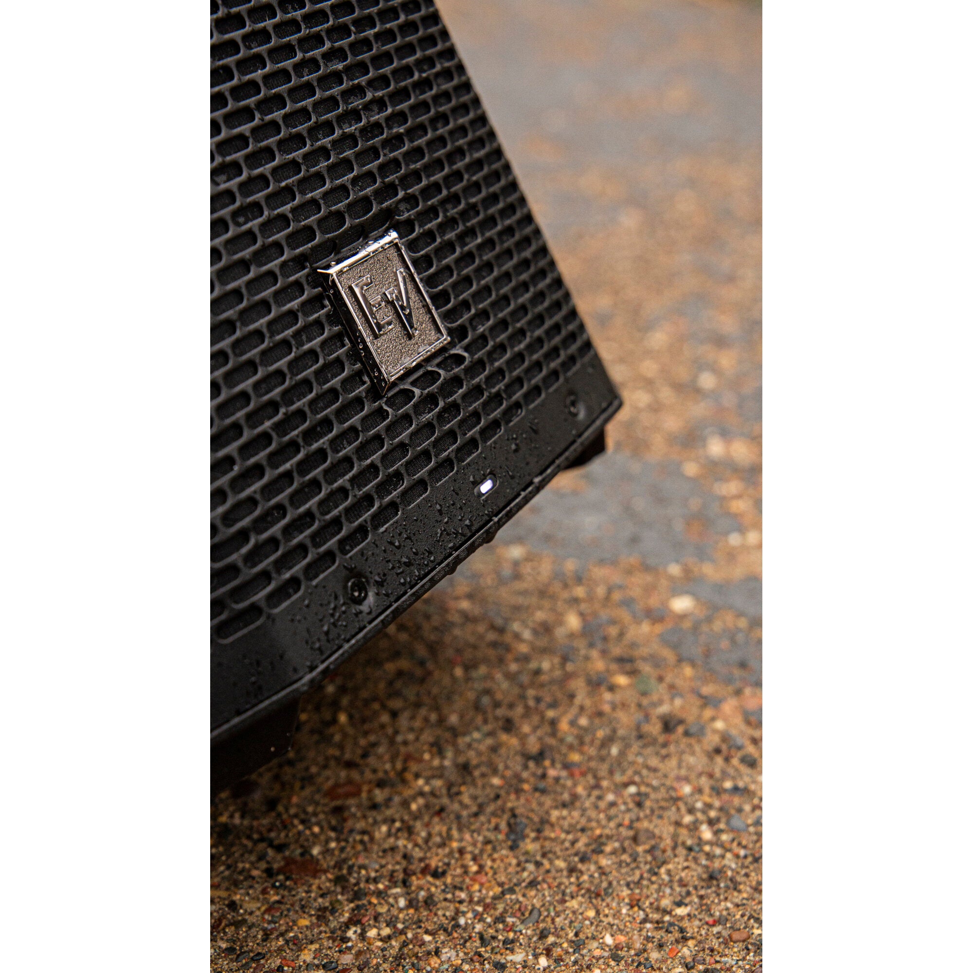 Electro-Voice Everse 8 weersbestendige mobiele accu-speaker (zwart)