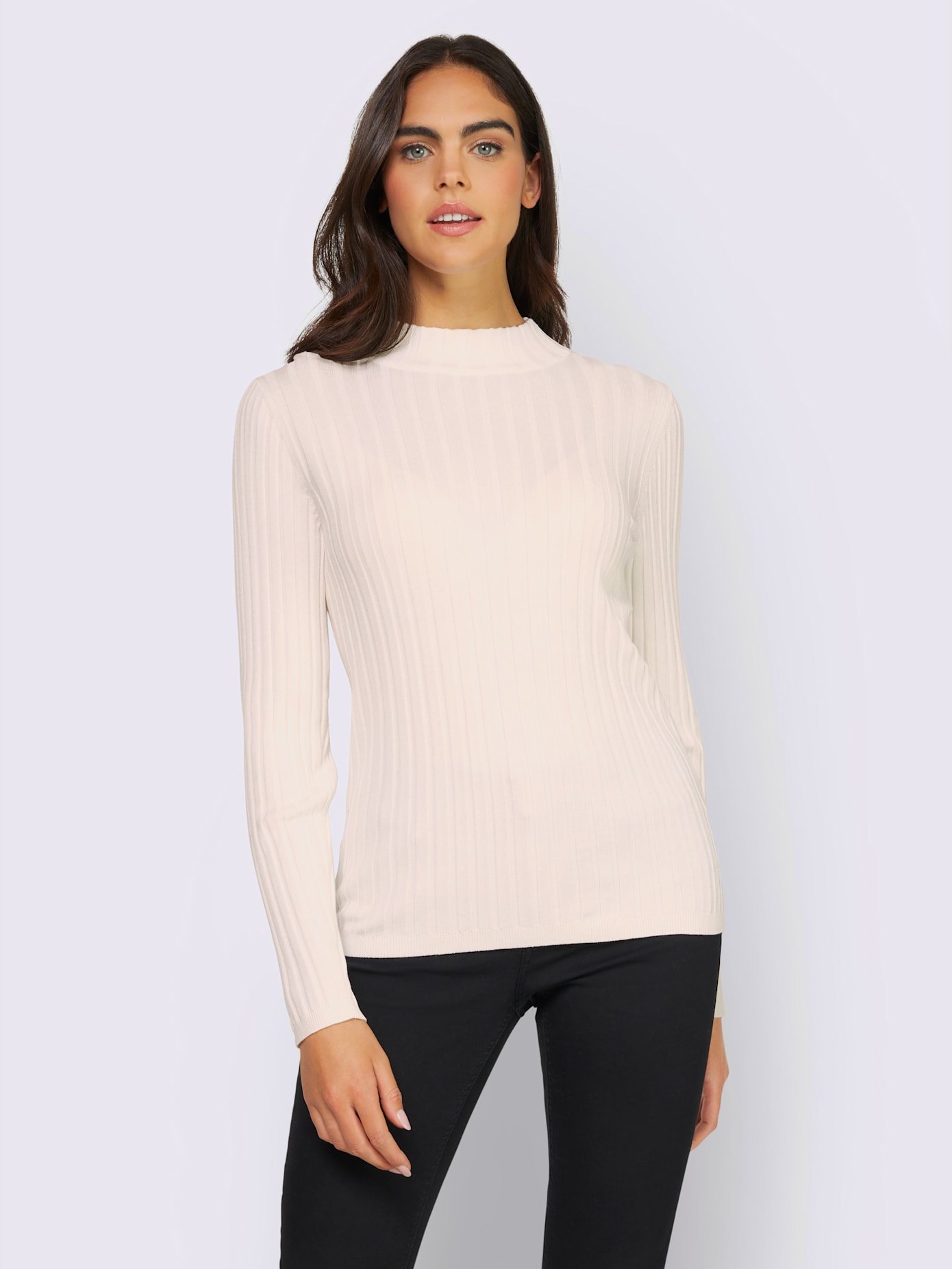 Pull col montant tricot côtelé moderne
