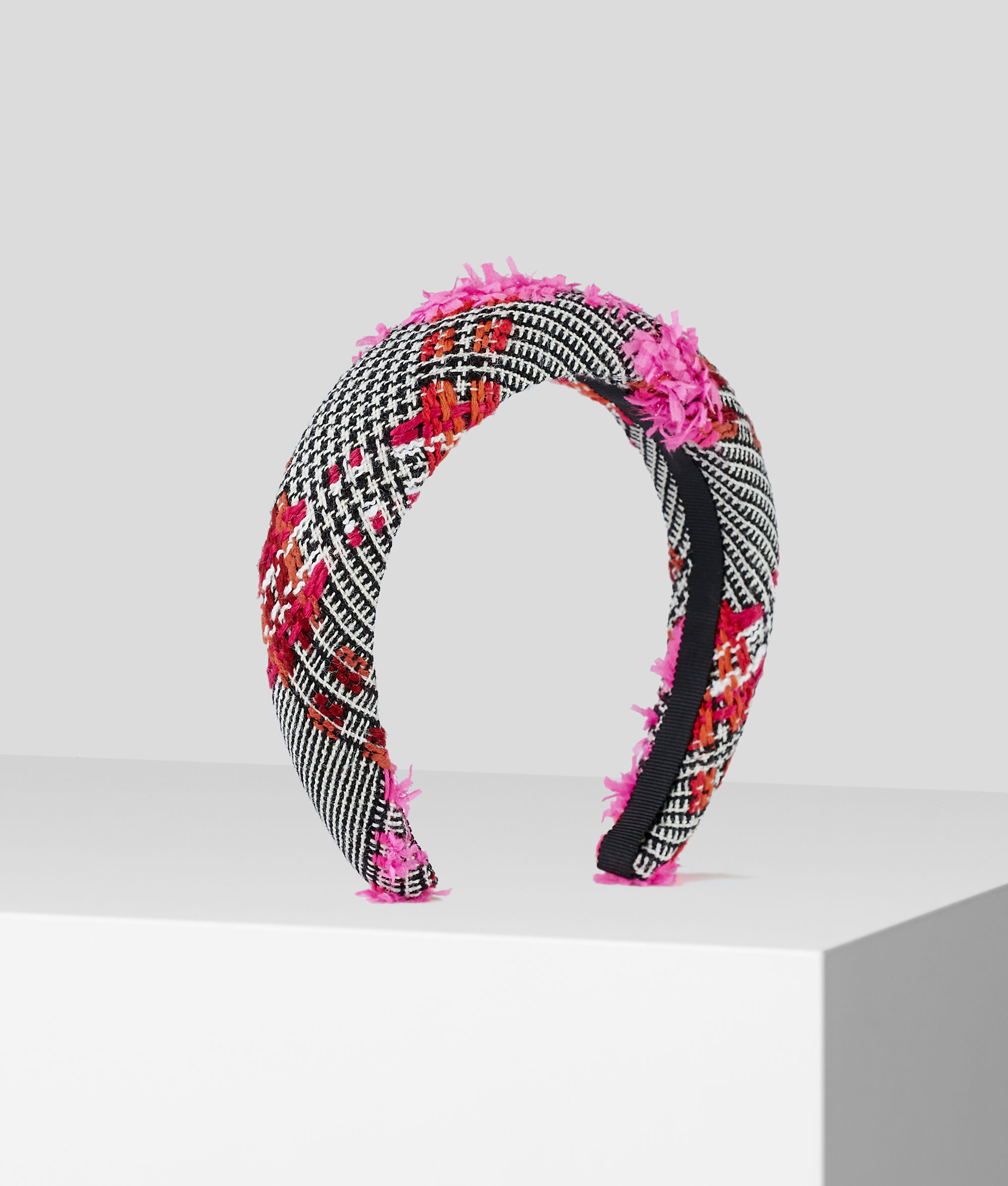 BANDEAU EN BOUCLÉ