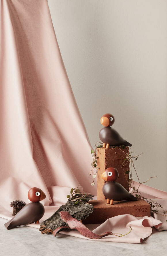 Kay Bojesen Year Bird Flora 2024 H12. 5 cm pink Lyserød
