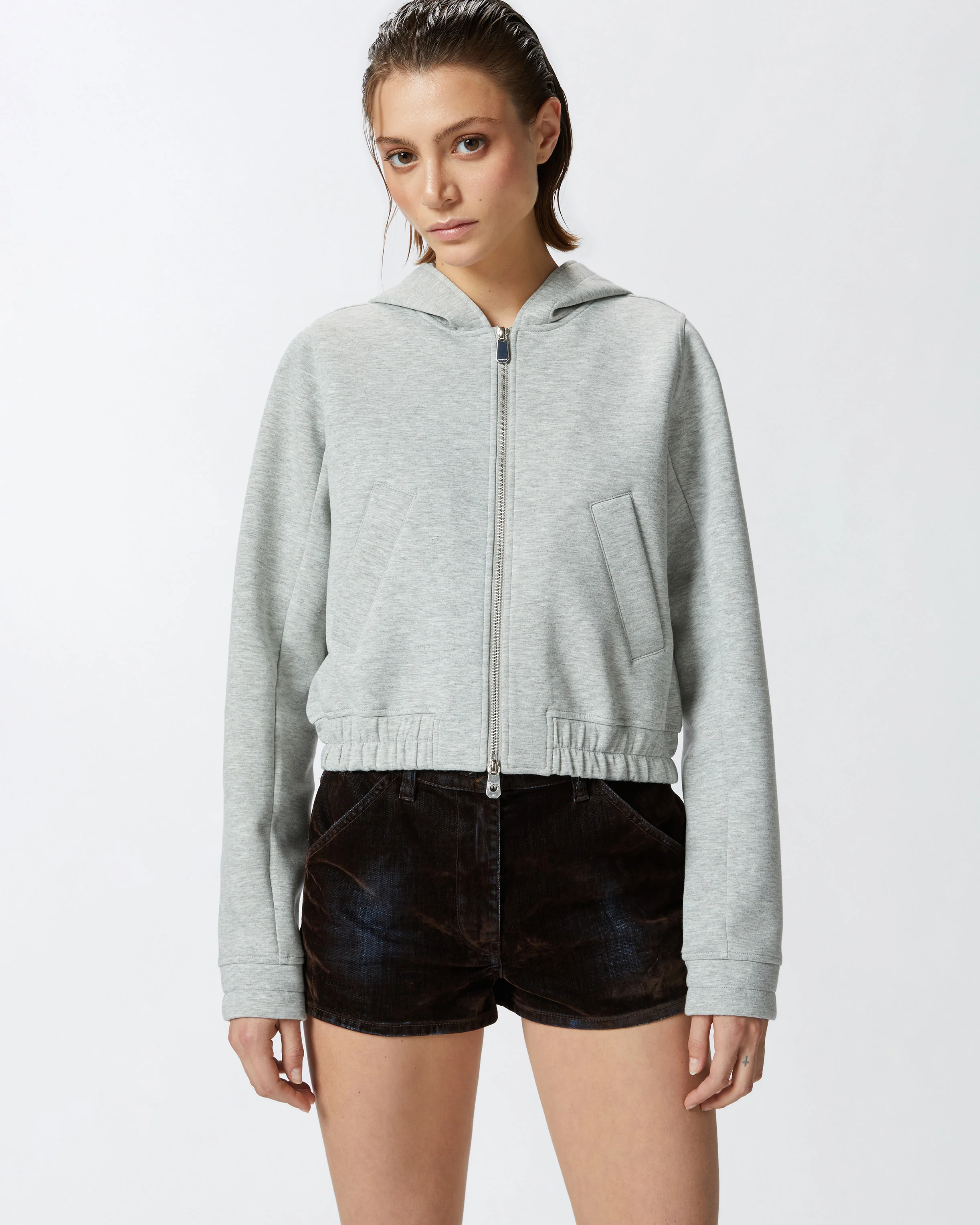 Sweat-shirt court à capuche technique chiné | Gris