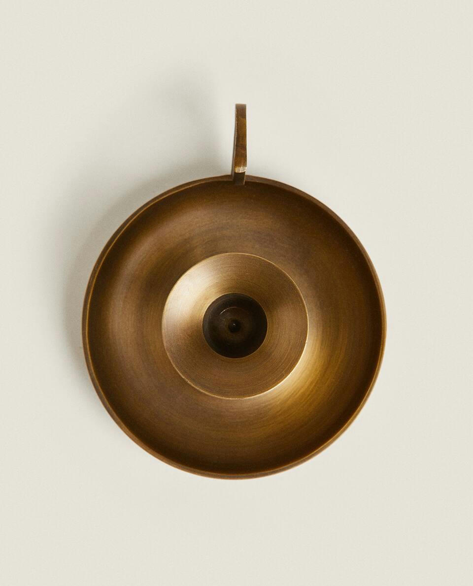 Castiçal grande dourado