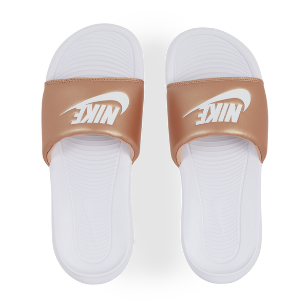 NIKE VICTORI ONE SLIDE