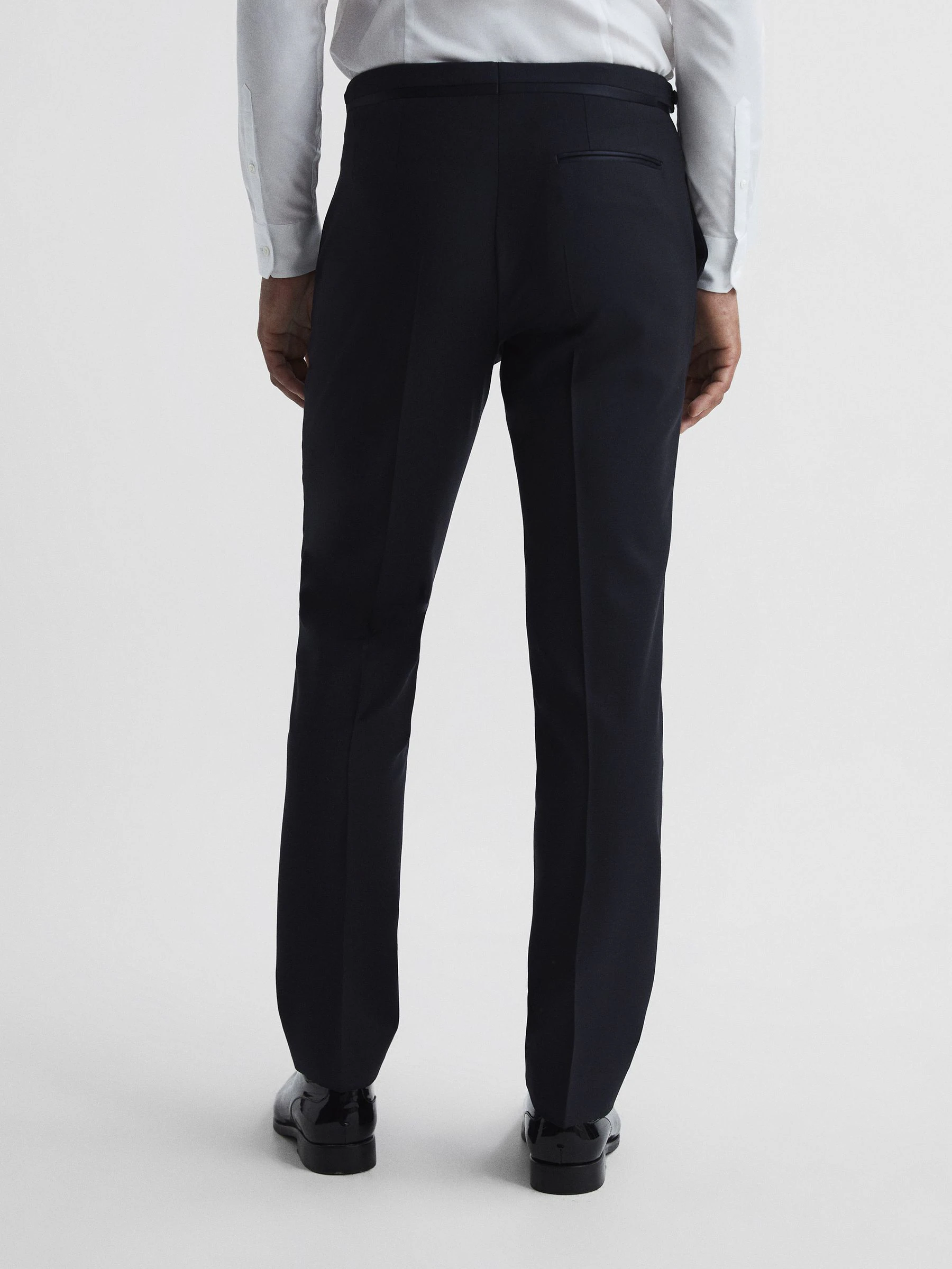 Marineblauw - Standaard afwerking - Reiss Poker smokingbroek met moderne pasvorm