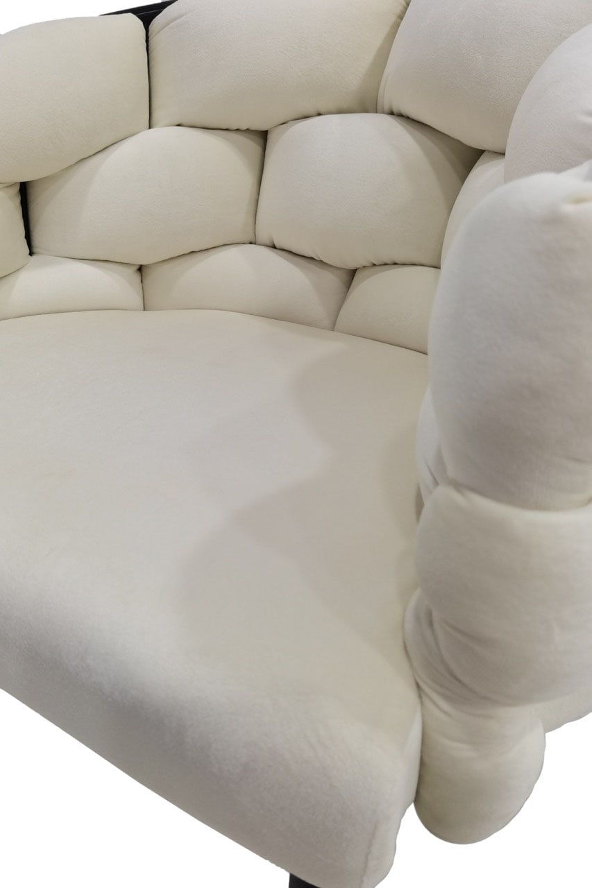 Kayoom Polsterstuhl »Stuhl Grace 125 2er-Set, Gestell aus Eisen, bequem gepolstert« (Set) 2 Stk.Graziöses Design, absolutes Eye-Catcher, geflochtener Rücken