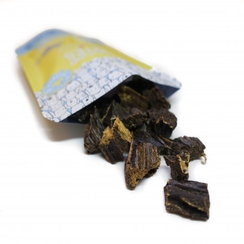 FlooppBITES Snacks 100% naturais com sabor de fígado de boi.