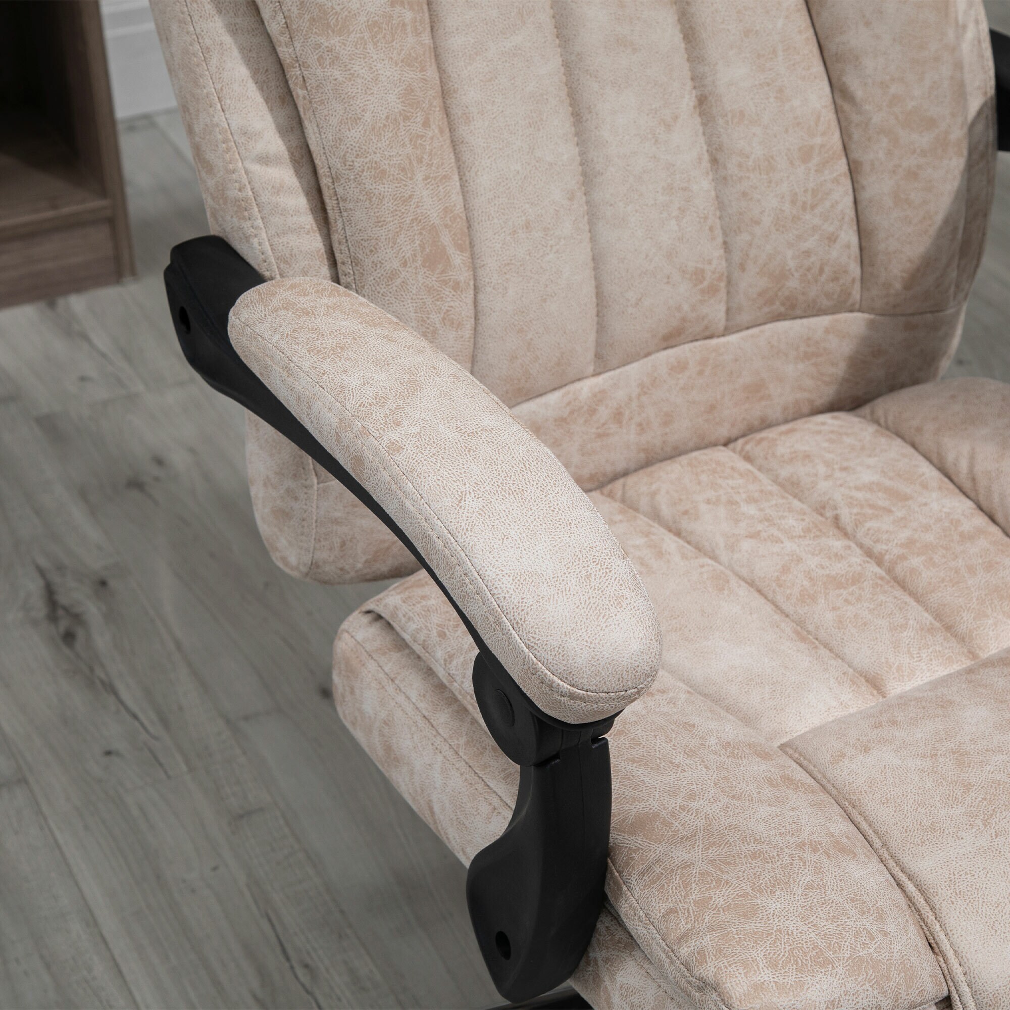 Vinsetto Bürosessel mit Wippfunktion, ergonomisch, Kunstleder Schwarz/Beige 63 x 71 x 110-118 cm (BxTxH)