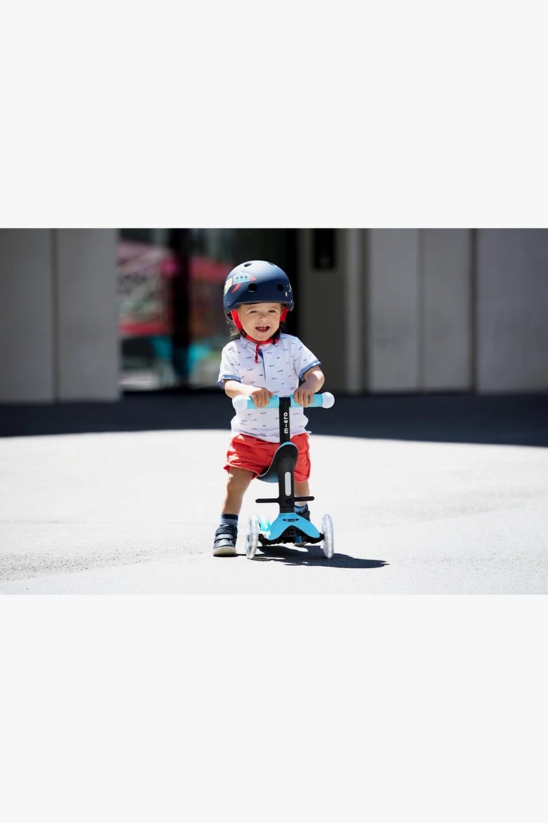 Micro Mini2Grow Deluxe Magic LED Scooter
