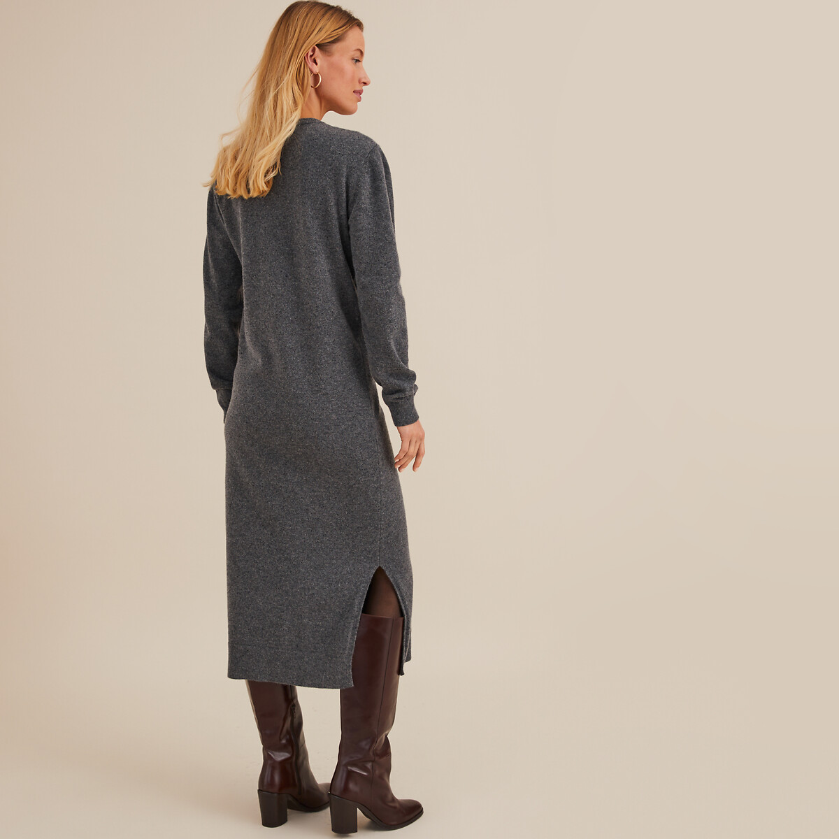 ANNE WEYBURN<br>Vestido reto de lã, mangas compridas
