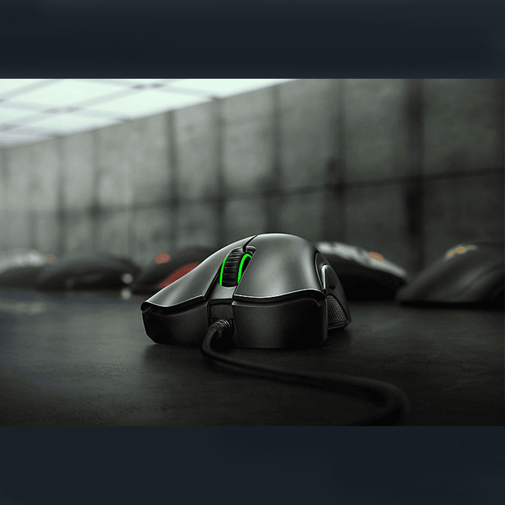 DeathAdder Essential Kabelgebundene Gaming Maus 6400 DPI USB Anschluss (RZ01-03850200-R3M1) - Weiss