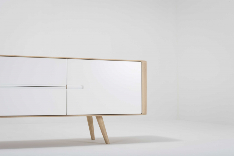 Gazzda Ena Dressoir 180x42x60 naturel