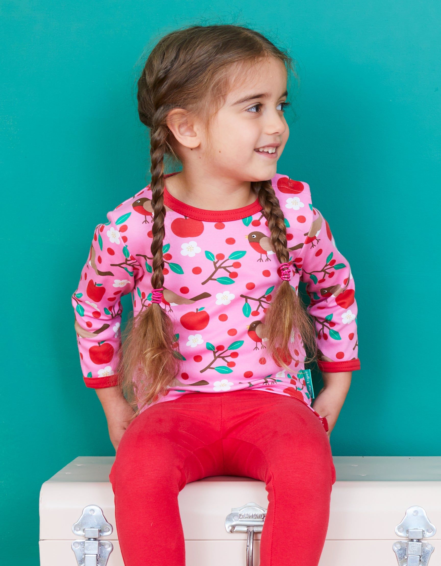 Toby Tiger Langarmshirt mit Vogel und Apfel Print