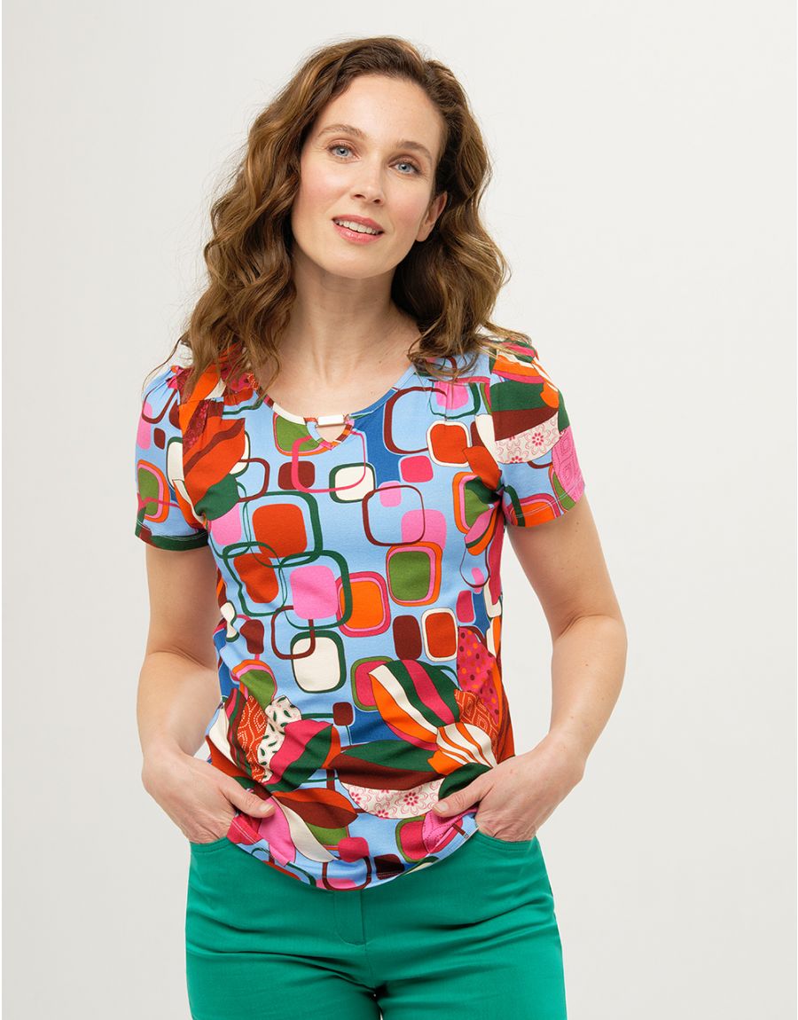 T-shirt pop rouge et ciel
