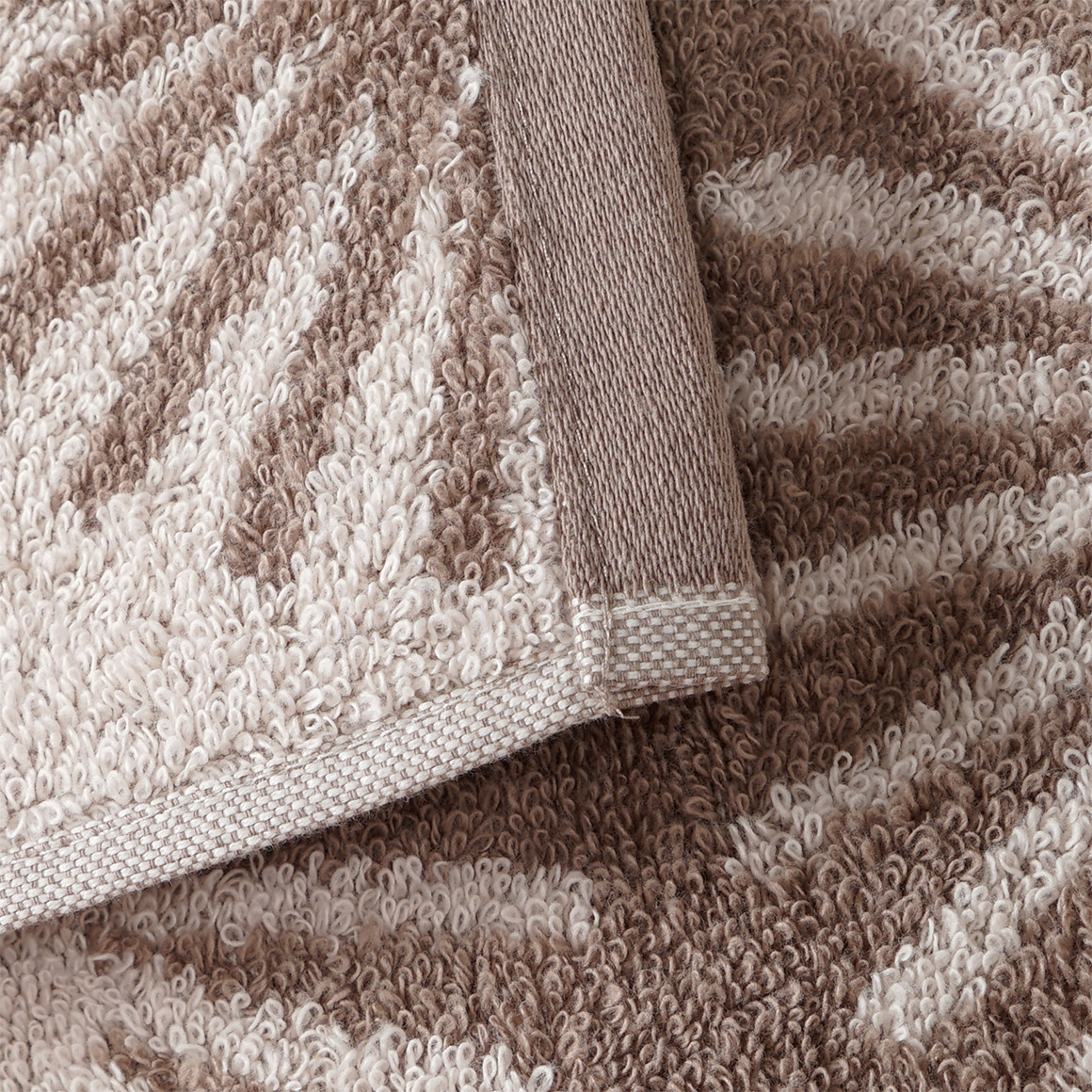 My Home Duschtuch mit Sonnen-Muster taupe