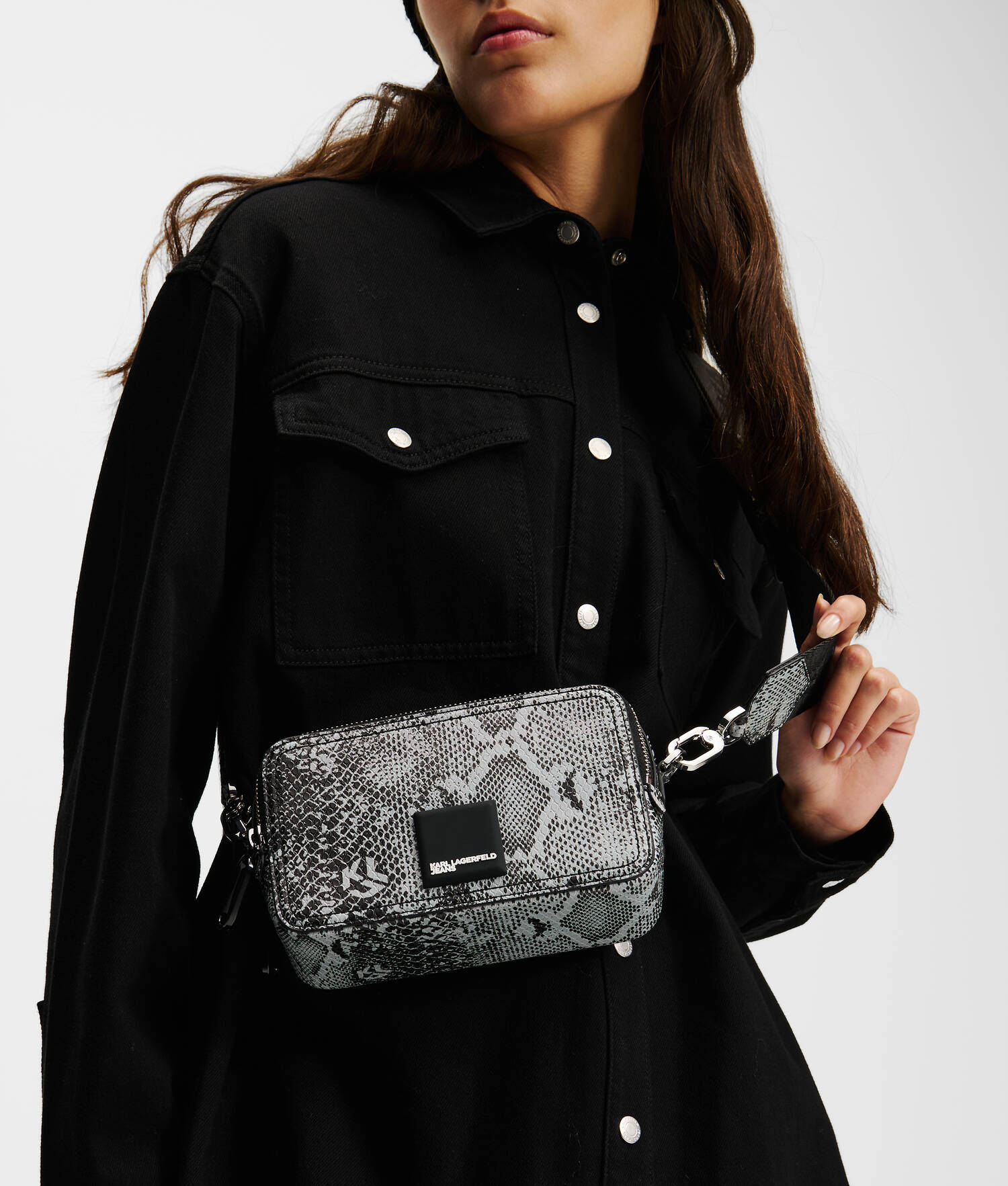 SAC CAMÉRA EFFET PEAU DE SERPENT KLJ
