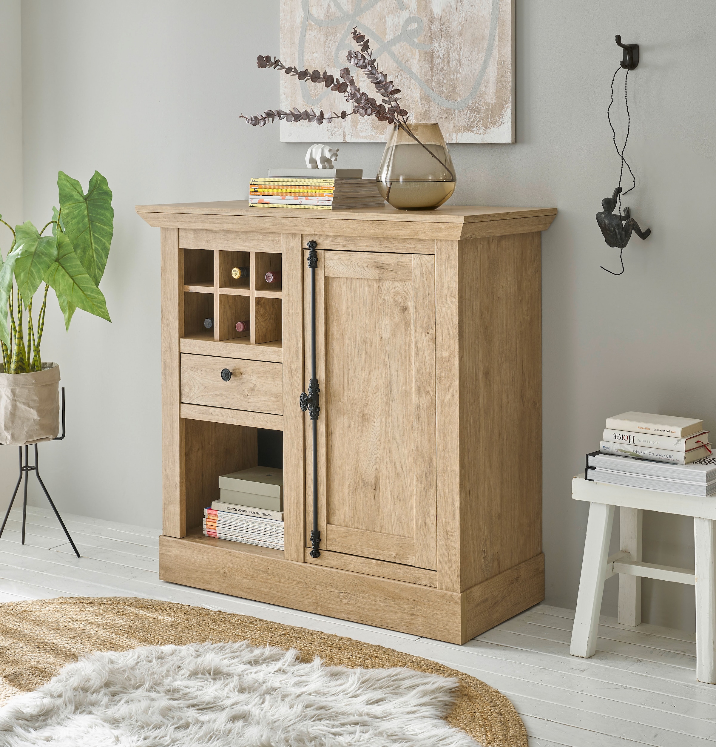 Home affaire Highboard »Cornwall, Kommode im Landhausstil, Schrank, Sideboard, Eiche Dekor« 1 Stk. tlg. verschnörkelte Metallgriffe, ausreichend Stauraum, 105 cm breit