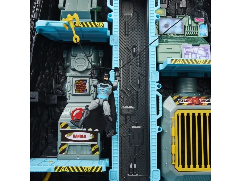 Batman Transforming Playset w/1 figure