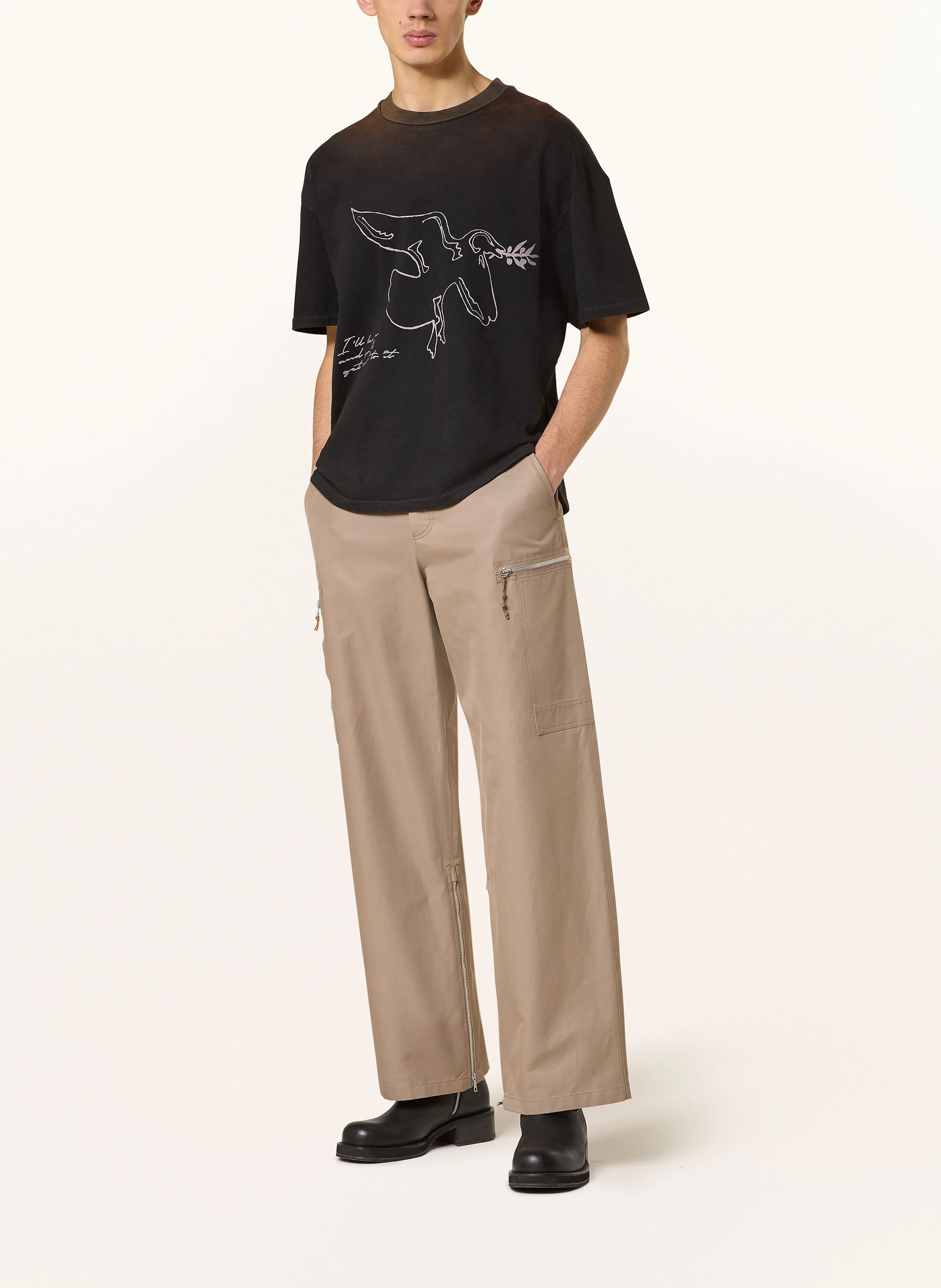 rough. T-Shirt
