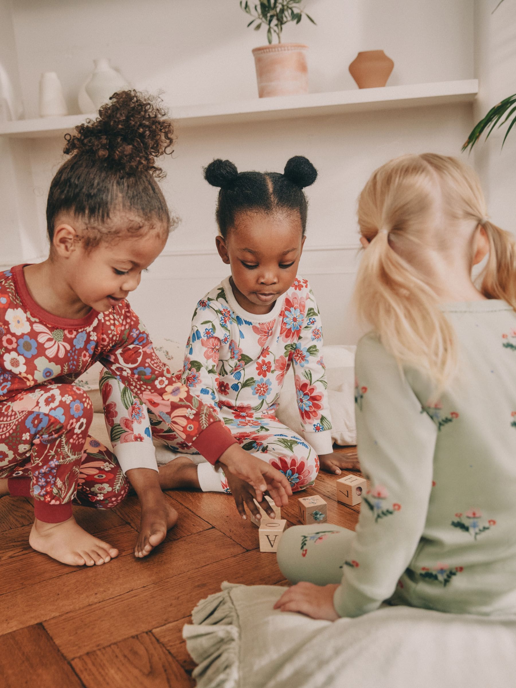 Rood/groen met bloemenprint - Verpakking van 3 knusse pyjama's (9 mnd-10 jr)