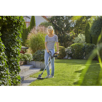 Gardena 18V trimmer SmallCut (P4A) 23cm incl. 2,0Ah accu   lader