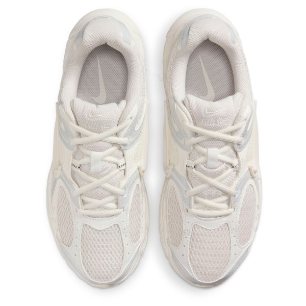 Nike - Women's V5 RNR - Baskets