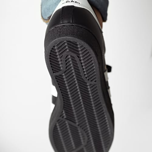 Baskets Superstar EG4959 Core Black Cloud White
