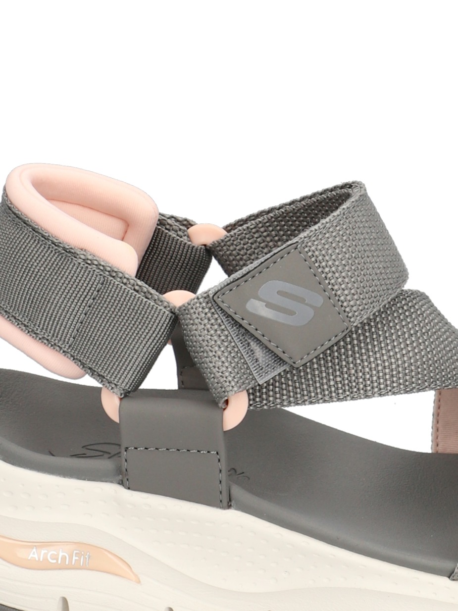 ARCH FIT POP RETRO