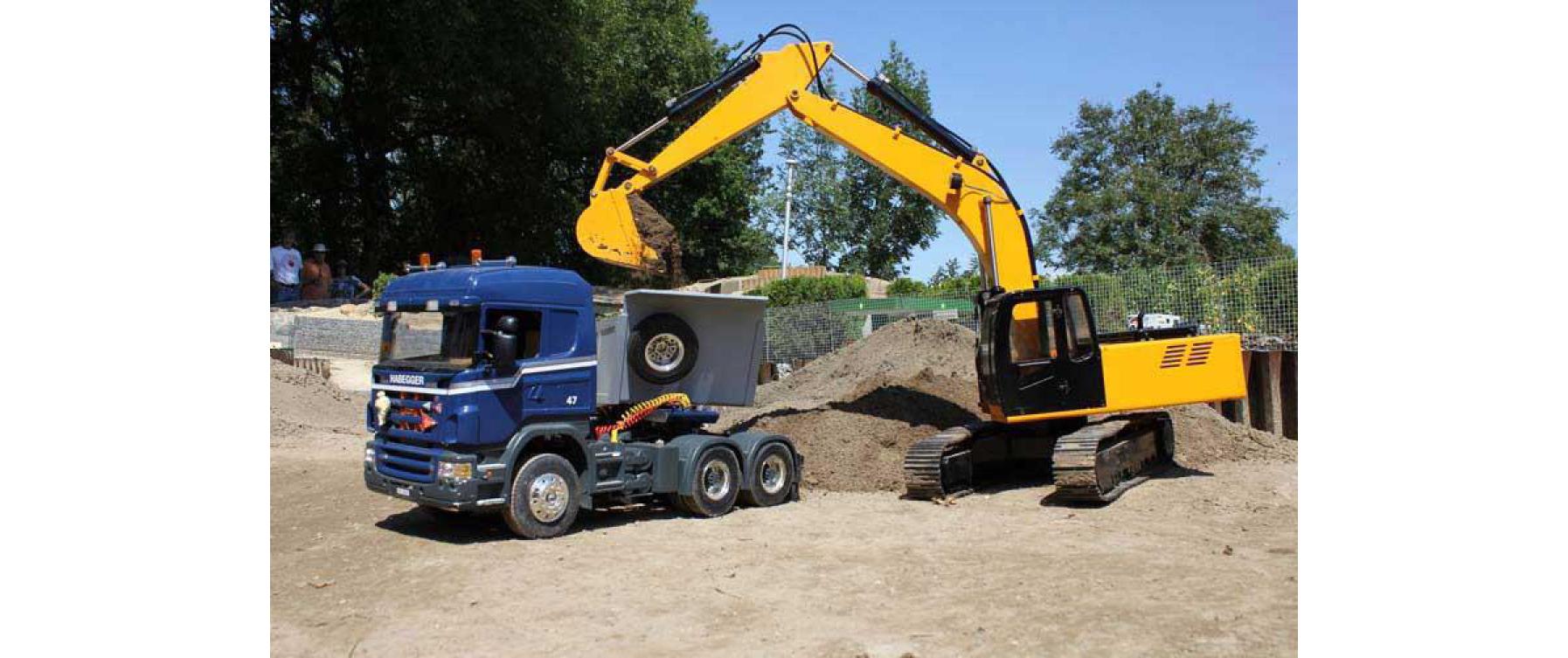 Kettenbagger Earth Digger 4200XL ARTR<br>Ab auf die Baustelle